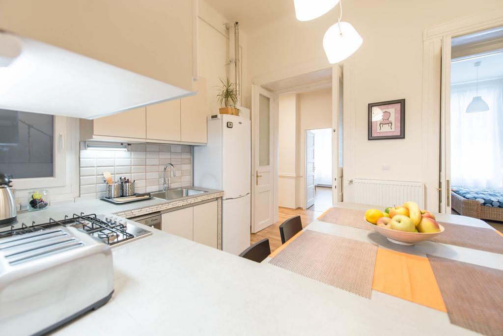 Api Flat Apartment Budapest Exterior photo